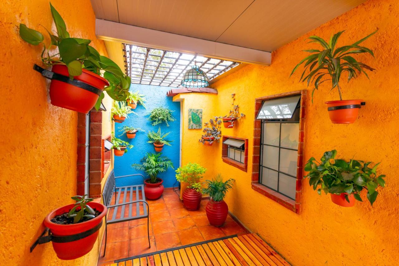 Mex Suites Casa Azul B&B Cidade do México Exterior foto