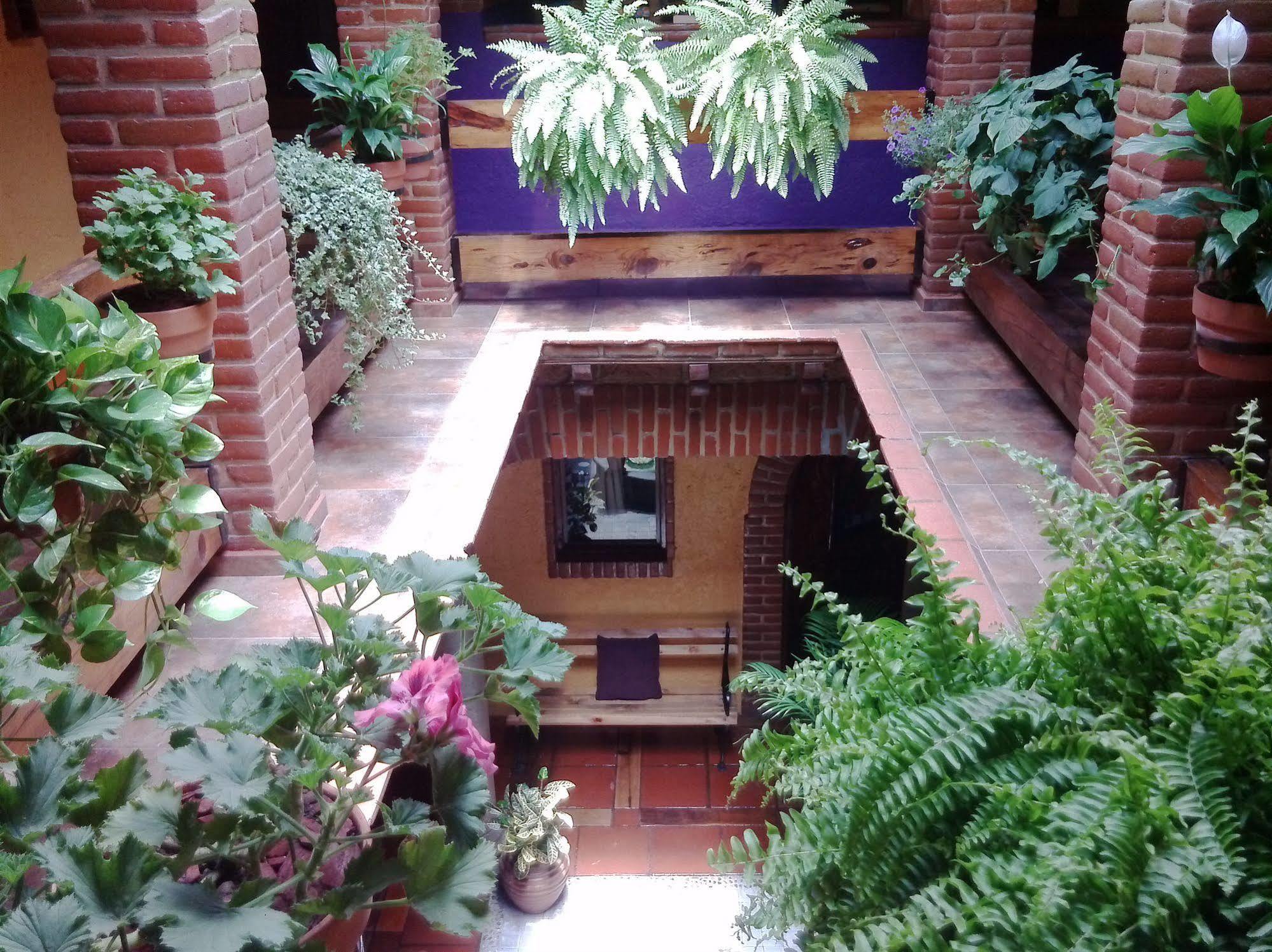Mex Suites Casa Azul B&B Cidade do México Exterior foto